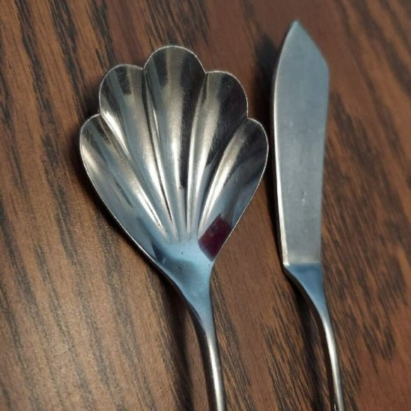 Stanley Roberts Stainless Master Butter Knife and Shell Sugar Spoon Japan VTG - Picture 3 of 7